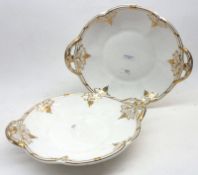 A Davenport part Dessert Service, comprising six 9” Dessert Plates and three double-handled 10”