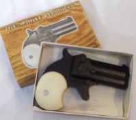 Westbury NY “Winlee” Derringer Staring Pistol, orig box