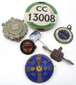 A Mixed Lot: Assorted Vintage Badges to include Public Service Vehicle Conductor, London Rifle