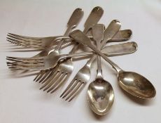 A set of three Edward VII Table Forks, Fiddle pattern; together with three matching Dessert Forks