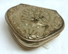 A George II Snuff Box, of shaped form, the hinged cover with central panel depicting a bird