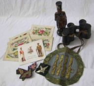 Small Box: assorted items including pair Kershaw Binoculars OS-108-MA plus Parachute Regiment Cap