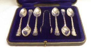 A cased set of six Edwardian Coffee Spoons together with the matching Teaspoons in “Chippendale”