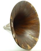 The Gramophone Company early 20th Century Wooden Gramophone Horn (A/F)