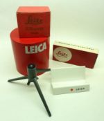 Leica Display Stand, empty Leitz box, plastic stand and tripod (4)