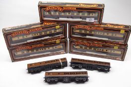Ten Palitoy Mainline Railways 00 Gauge Coaches, all in original boxes; together with three further