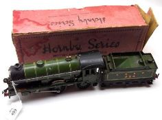 Hornby O Gauge No 2 Special Locomotive, LNER in green livery with gold lining, complete with