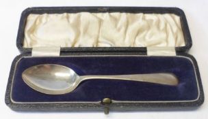 A Cased George V Christening Spoon in Old English pattern, Birmingham 1927, Makers J G Ltd, 5 ¼”