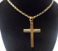 An Edwardian hallmarked 9ct Gold Hollow Cross, with foliate and floral engraved decoration, 37mm x