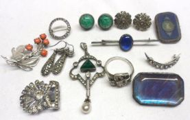 A Mixed Lot of 20th Century Jewellery, including Brooches, Earrings and Pendant