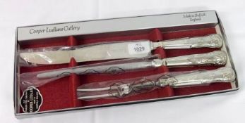 A 20th Century Cased Three Piece Carving Set, Kings pattern by Cooper Ludlam, comprising Carving