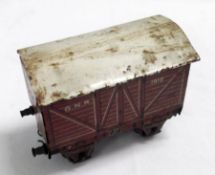 An early 20th Century Basset-Lowke Covered Wagon, brown and cream livery, G.N.R. 1912