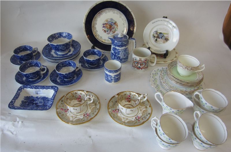 Collection of Staffordshire porcelain tea ware to include two pairs Davenport cabinet cups & saucers