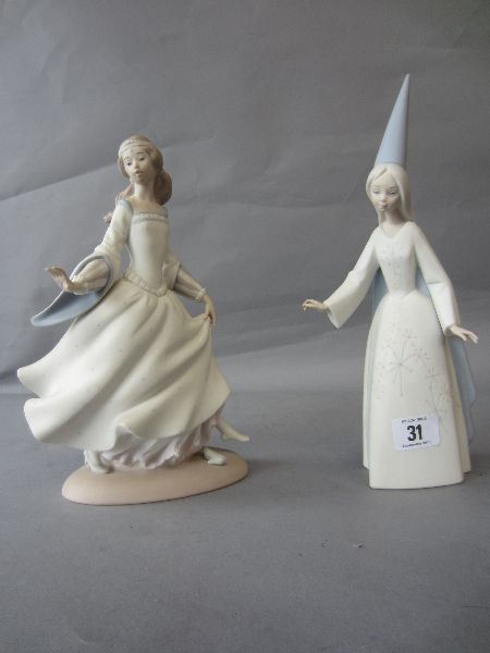 Two Lladro figures