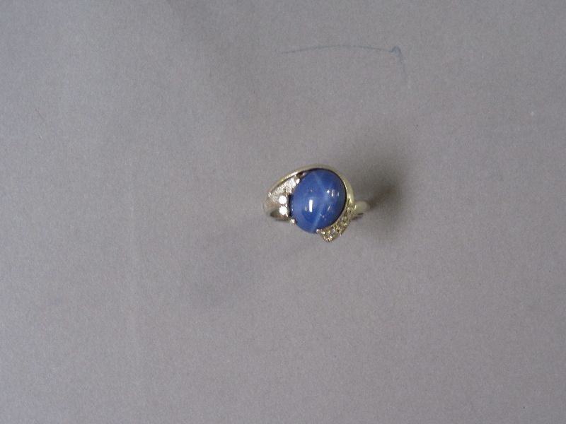 14ct white gold cabochon cut star sodalite ring size Q