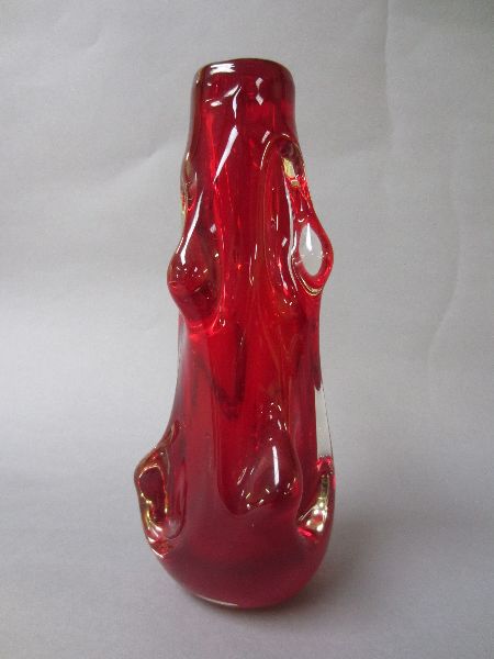 Whitefriars red globular vase 25.5H