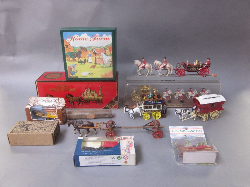 Collection of carriage & gypsy caravan related models to include 1972 silver Jubilee coach