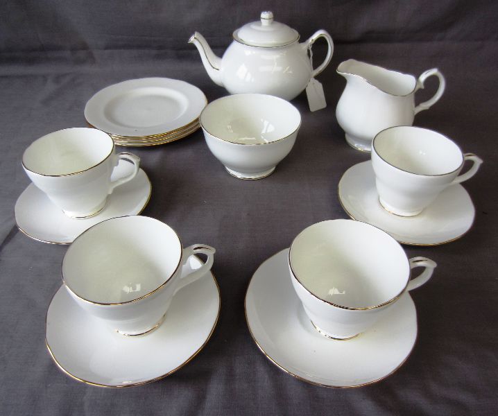 Duchess white bone china four setting tea set (15), Collection of late 20th century Wedgwood