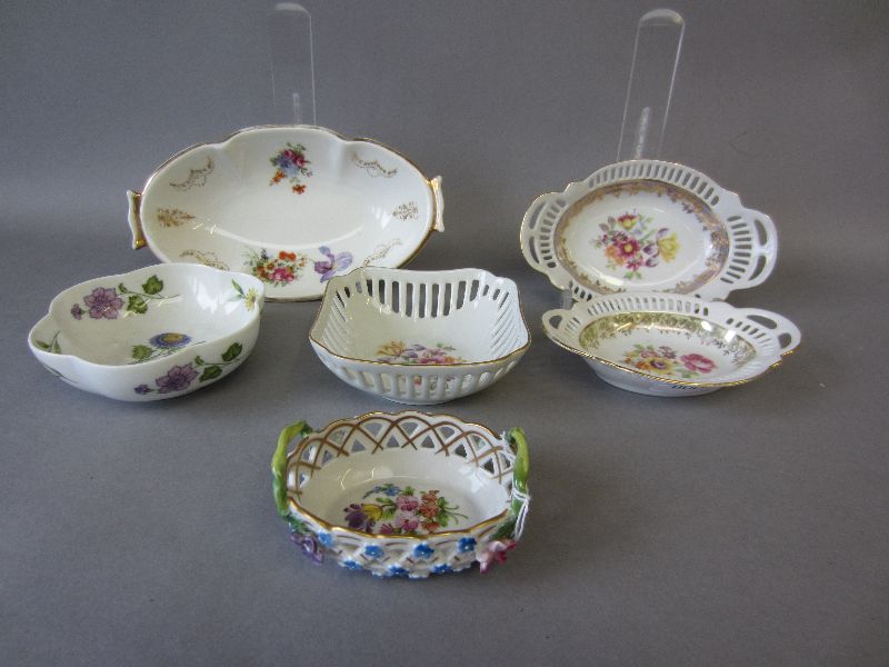 Dresden reticulated rococo dish plus other floral decorated pin dishes (6)