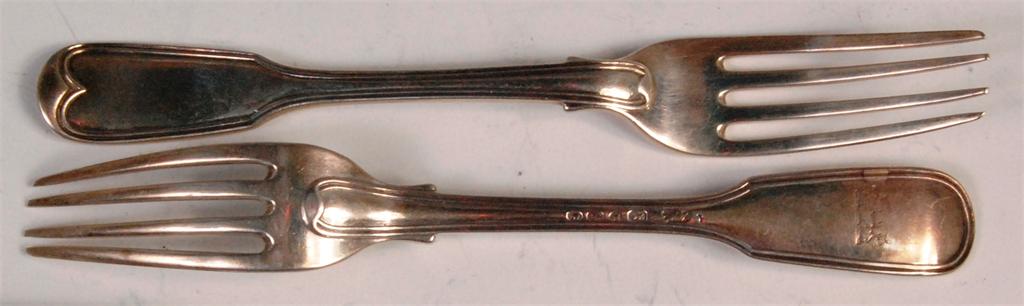 A harlequin set of six Victorian silver dessert forks, each in the Fiddle & Thread pattern, 11oz,