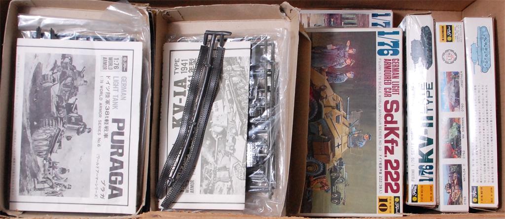 27x 1/76 scale military related plastic kits by Fujimi, all appear as issued, some boxed models