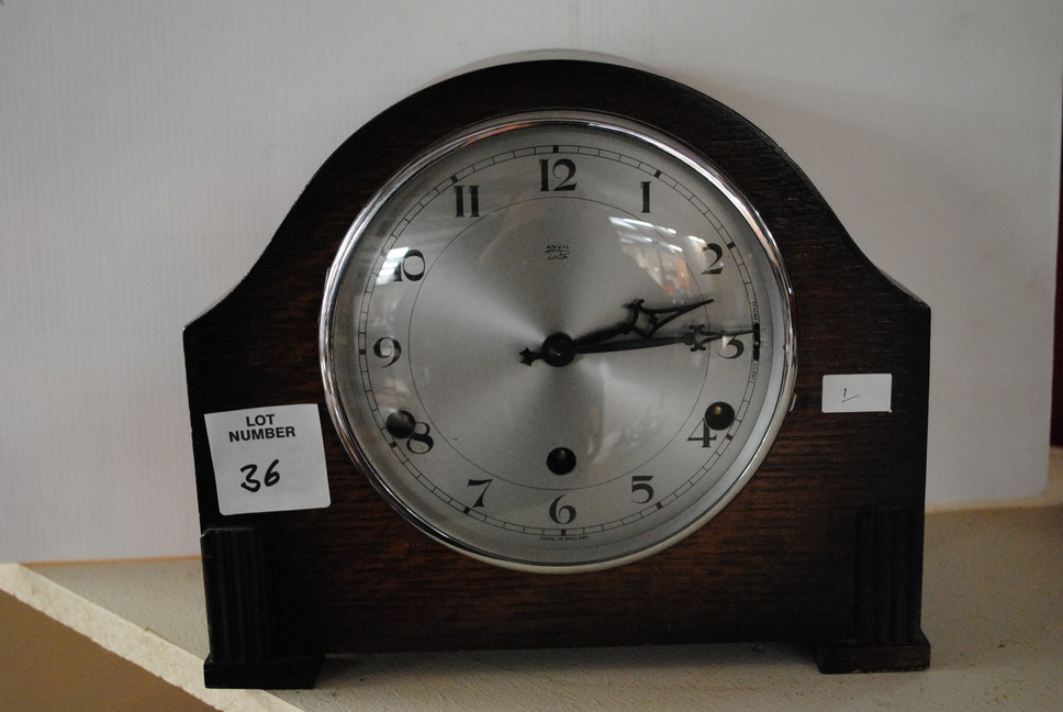 Mantle Clock