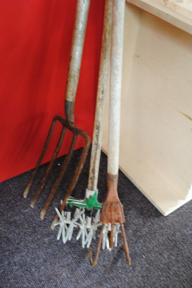 Odd Lot of Garden Tools