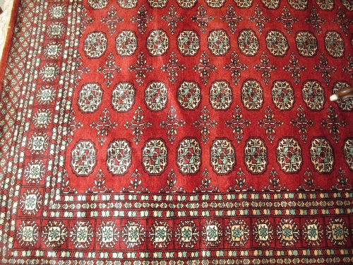 Pakistan rug of Turkoman design