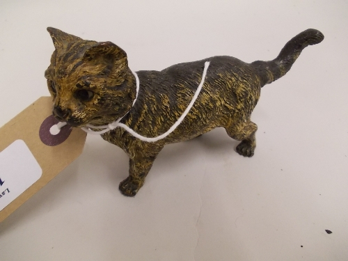 Austrian cold painted bronze figure of a cat, 3ins high, 4.75ins long