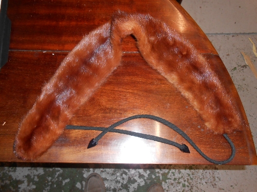 Mink fur collar