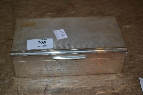 Rectangular Sheffield silver Walker and Hall rectangular cigarette box