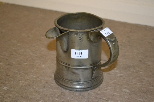 Antique pewter quart measure