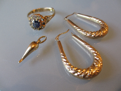 18ct Gold sapphire and diamond cluster ring (a/f), together with a pair of gold loop earrings and