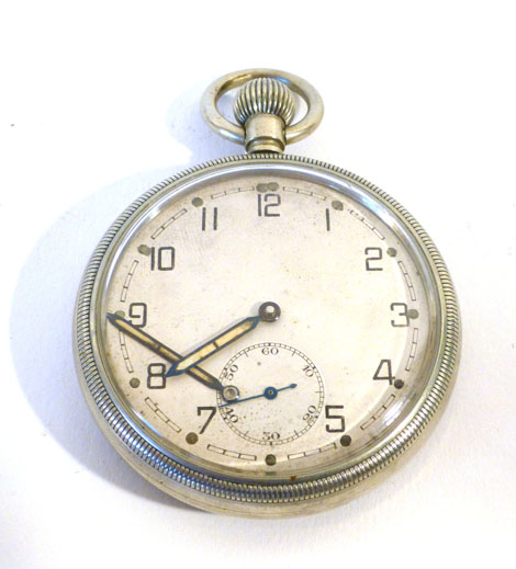 A gentleman's open face pocket watch having black Arabic numerals on whit ground with second hand