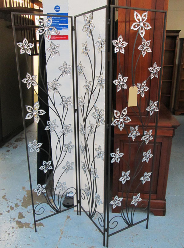 FOLDING SCREEN, three panels, stylised floral design, 175cm H x 130cm W.