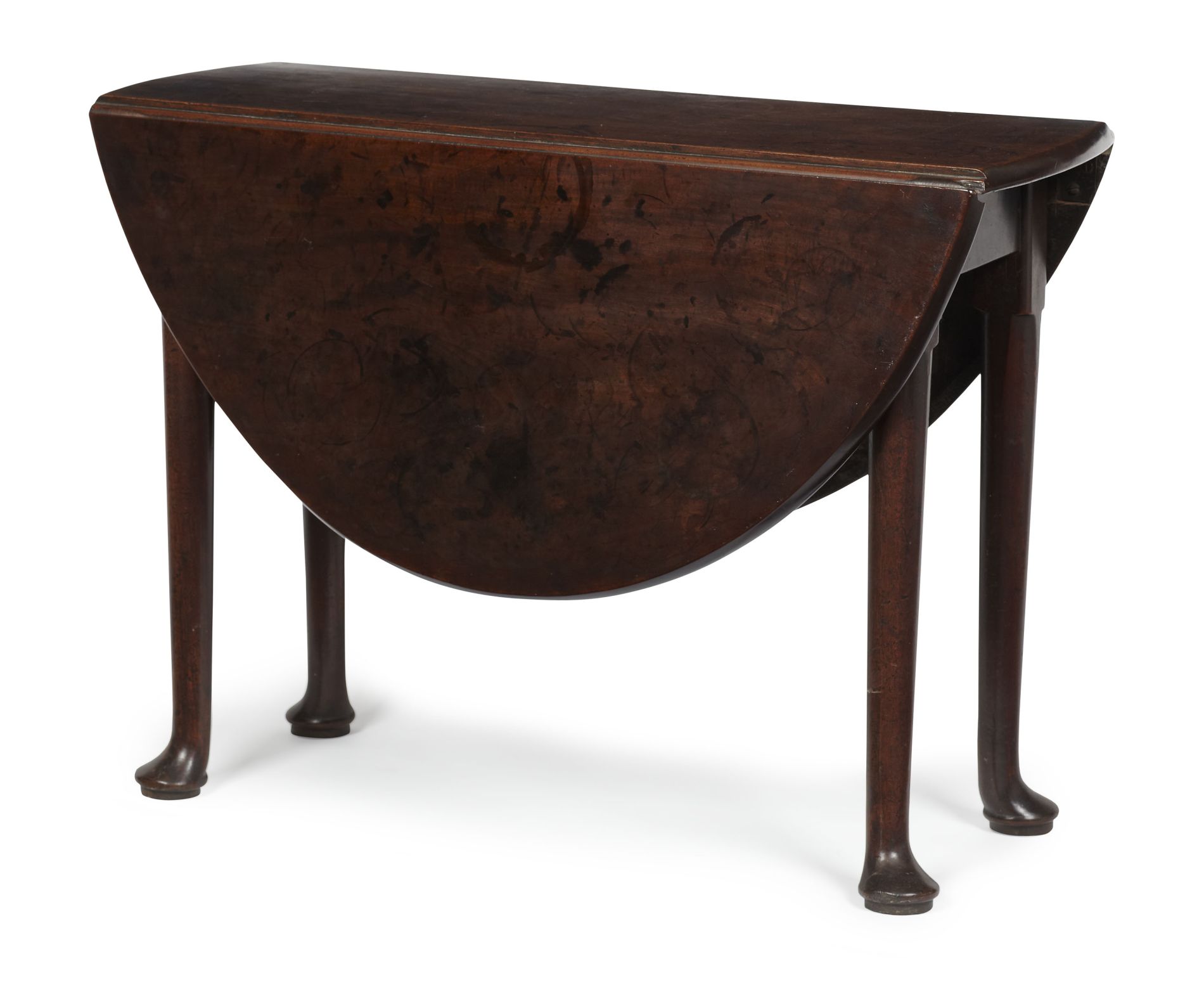 GEORGE II MAHOGANY DROP LEAF TABLE MID 18TH CENTURY the oval top with drop sides raised on