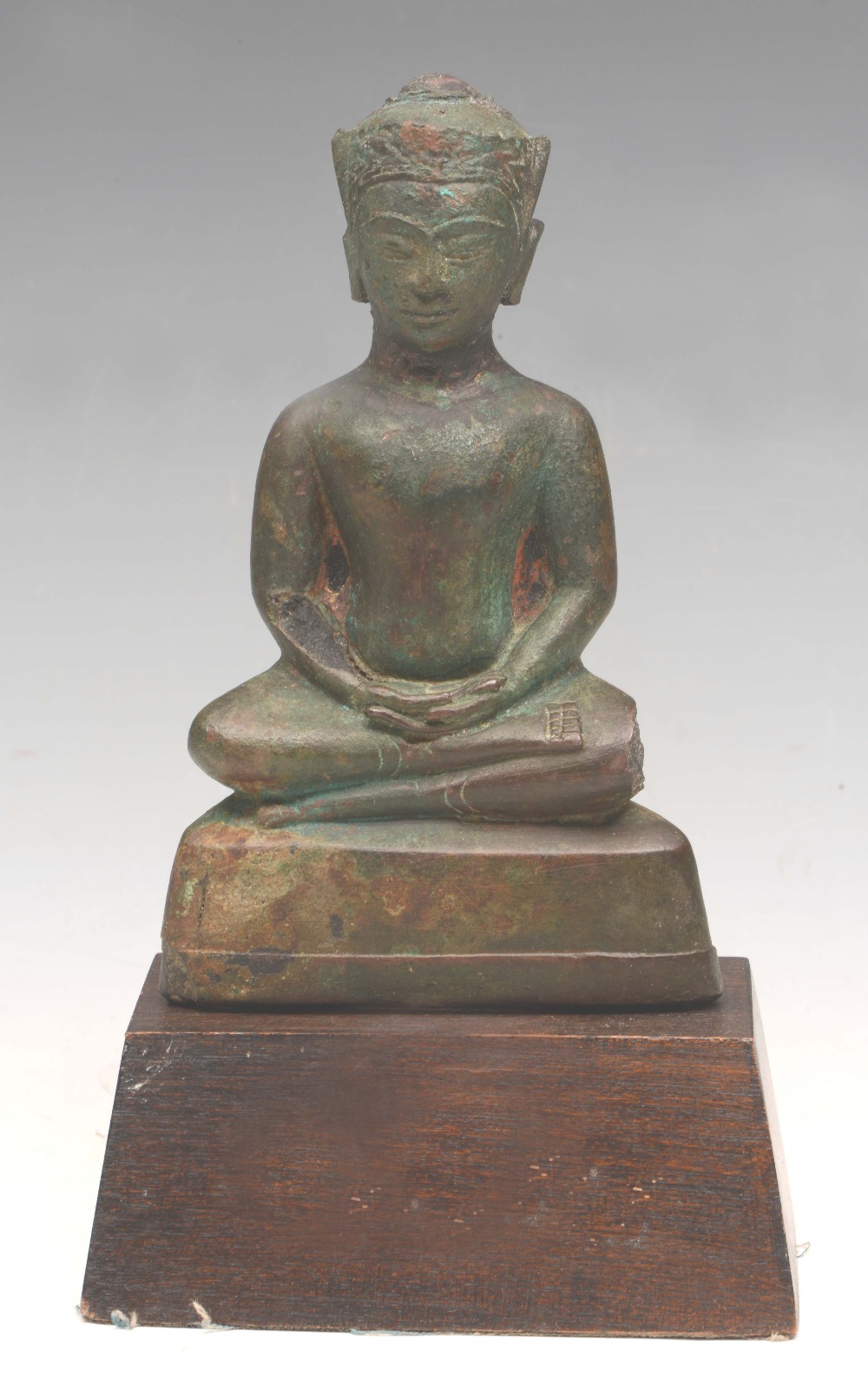 A SEATED BURMESE AYUTTHAYA BRONZE MEDITATING BUDDHA, 16th/17th Century, 6" (15.25cm) high.