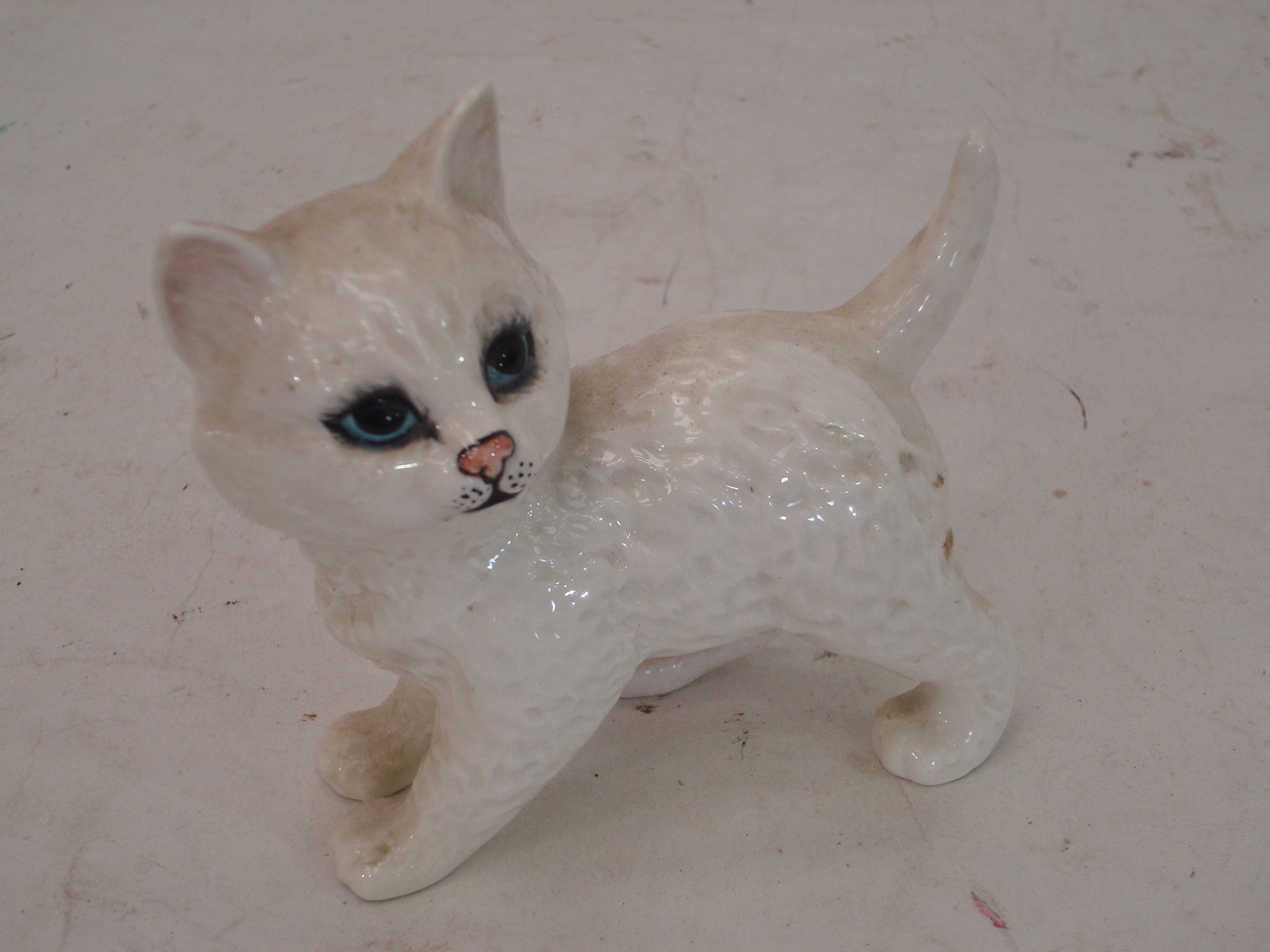 A Beswick kitten 4 ½" high