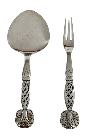 A PAIR OF HEAVY GEORGE JENSEN NO. 38 PATTERN SALAD SERVERS, each with a pierced handle and floral