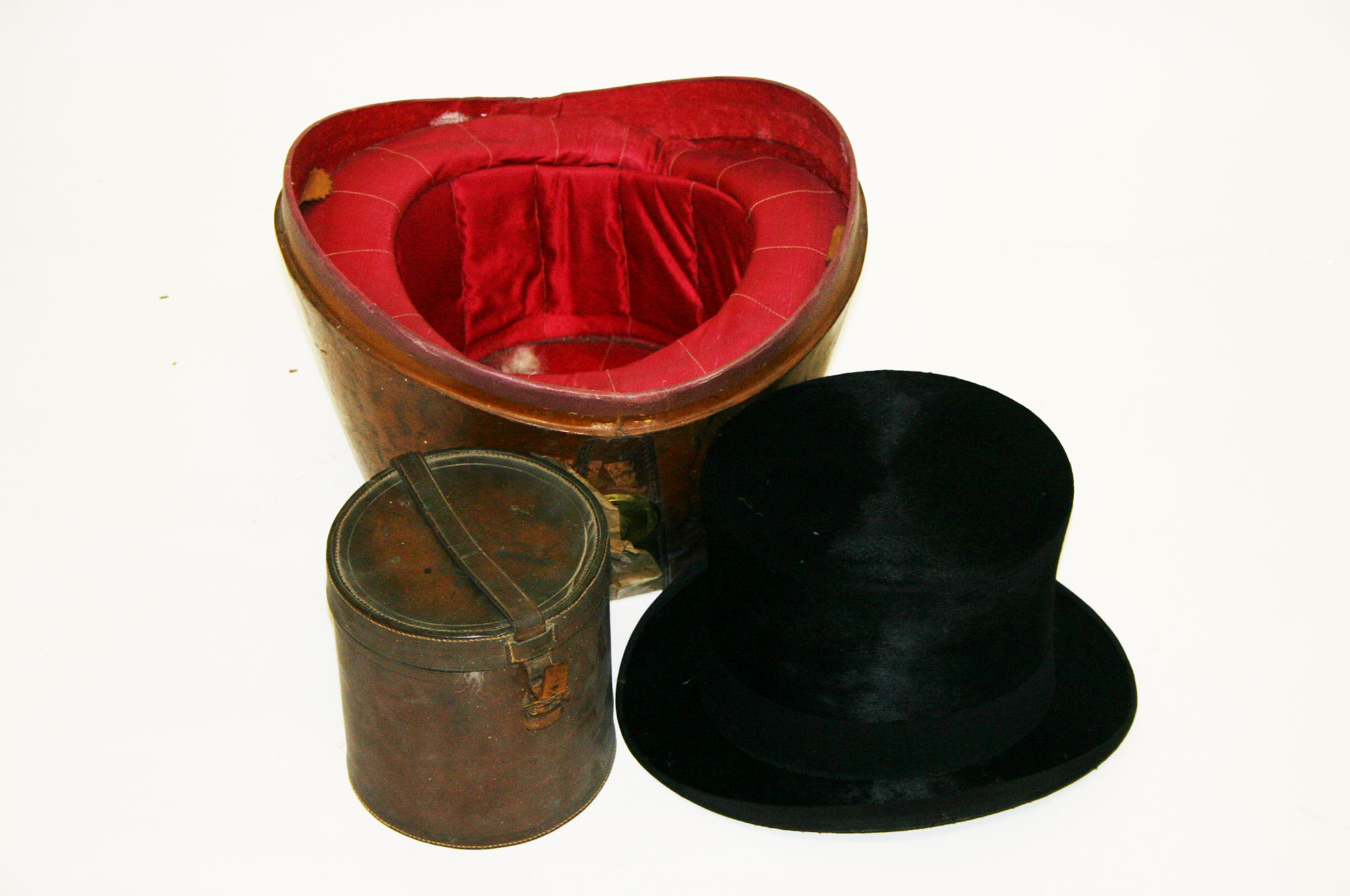 A GOOD OLD TOP HAT by Christie’s London and distributed by McBirney of Dublin, with leather box with