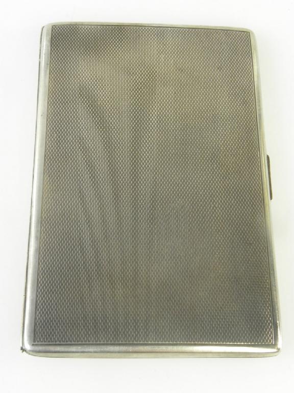 A GEORGE VI SILVER CIGARETTE CASE, ENGINE TURNED, BIRMINGHAM 1946, 5 OZS 10DWTS