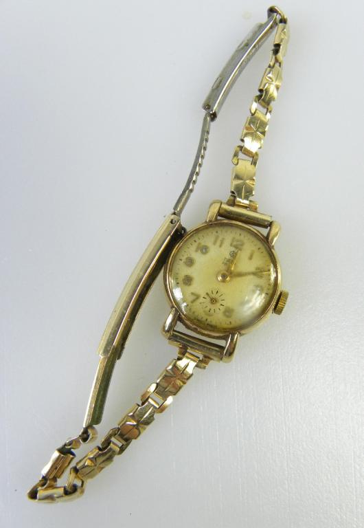 A ROLEX TUDOR 9CT GOLD WRISTWATCH, 13G GROSS