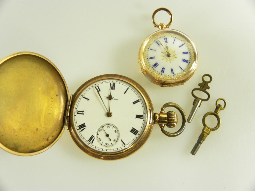 A SWISS GOLD FOB WATCH WITH ENAMEL DIAL IN ENGRAVED CASE MARKED 14K, LATE 19TH C AND A GOLD PLATED