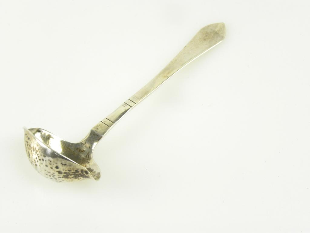 A DANISH SILVER SAUCE LADLE BY GEORG JENSEN, CONTINENTAL PATTERN WITH DOUBLED LIPPED BOWL, IMPORT