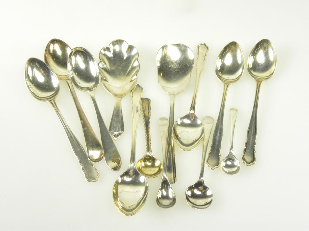 MISCELLANEOUS SILVER COFFEE AND CONDIMENT SPOONS, VARIOUS MAKERS AND DATES, 4OZS 10DWTS