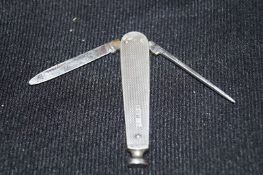 A silver smokers penknife1965