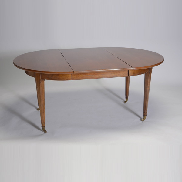 Victorian Style Walnut Oval Dining Table, Brustlin Workshop, with three leaves and raised on