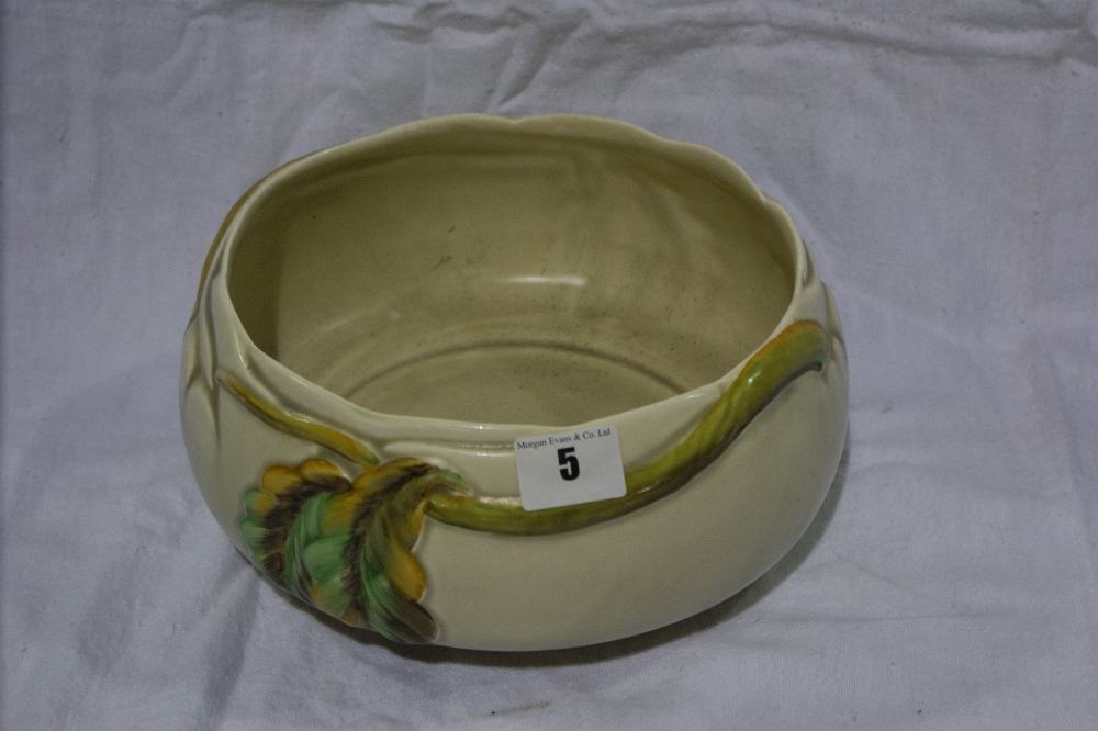 A Clarice Cliff Moulded Leaf Decorated Fruit Bowl