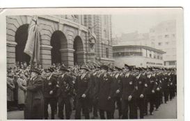 WWII scarce photo of British and Empire (Fascists) ex-servicemen marching with German ex-