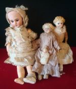 Collection of Victorian / Edwardian Dolls: To consist of Jointed doll marked DEP to back of head